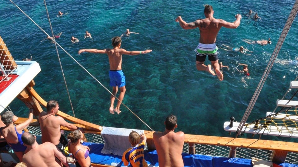 Side: Blue Laguna Boat Tour with Free Lunch & Drinks - Side to the Sea: The Pirate-Ship Switch That Makes It Worth It