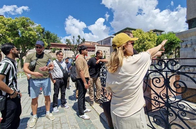 Skip-the-Line Hagia Sophia, Blue Mosque & Basilica Cistern Tour - Price and logistics: what you pay up front vs. what you pay at the door