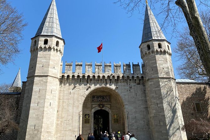 Small Group 7-Day Tour to Istanbul, Cappadocia and Ephesus by Flights - Where You Sleep: Istanbul Boutique Comfort and a Cave-Hotel Twist