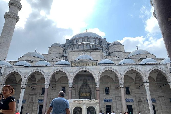Small Group: Best of Istanbul Tour with Hagia Sophia Tickets - Blue Mosque interior: Ottoman design you can actually understand