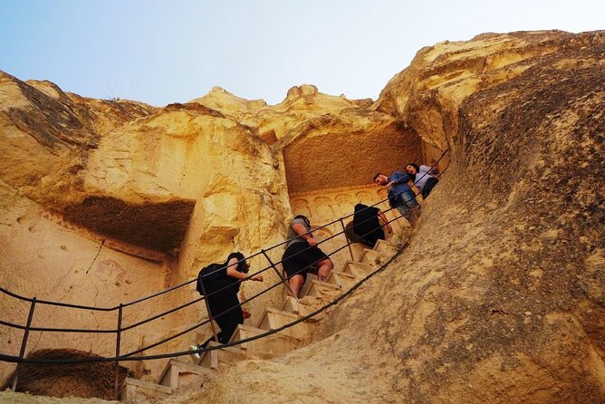 Small Group Red Tour Experience in Cappadocia - Cappadocia Red Tour in Göreme: how the 6–7 hours actually feel
