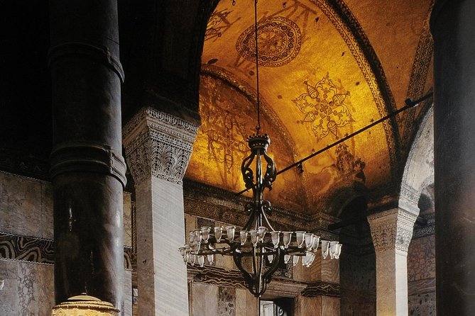 Small Group Tour - Monuments of Istanbul (Morning or Afternoon) - Leather and Turkish Carpet Factory Outlet: How Shopping Fits the 4 Hours
