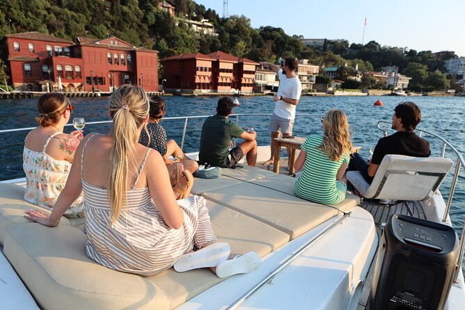 Small Group Yacht Tour With Unlimited Wine, Fruits & Mixed Nuts - Who should book this yacht tour (and who might not)