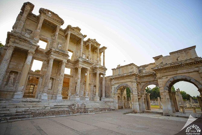 St. Paul in Ephesus:A Journey into Early Christianity with Expert - Ephesus Experience Museum: modern tech that actually adds clarity