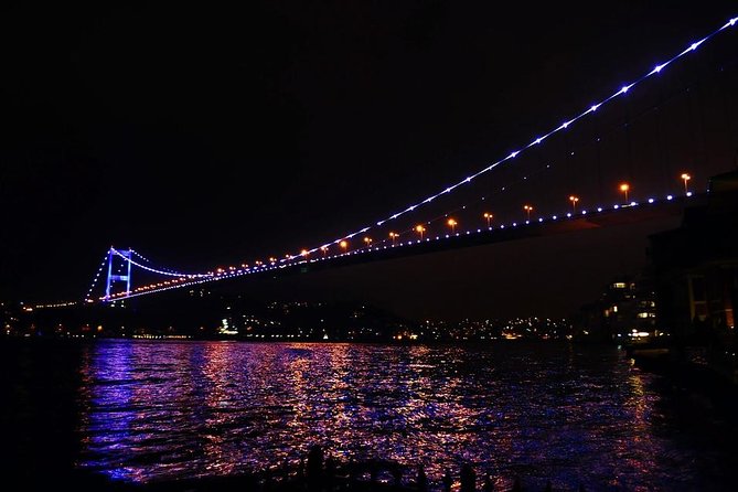 Stage Front Bosphorus Dinner Cruise with Pickup & Drinks included - The live show: fun entertainment, but sightlines are your job
