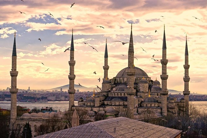 Strolling Through Istanbul's Artistic Streets - Key highlights to watch for