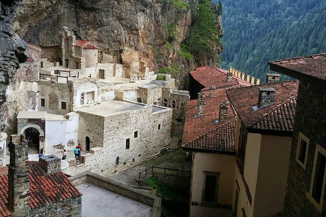 Sumela Monastery, Zigana and Hamsiköy Village Tour - Into Altındere National Park: shuttle, then a forest path