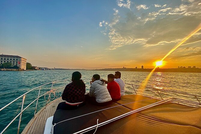 Sunset Bosphorus Yacht Tour in Istanbul - What “Guided Sightseeing on the Way” Really Means