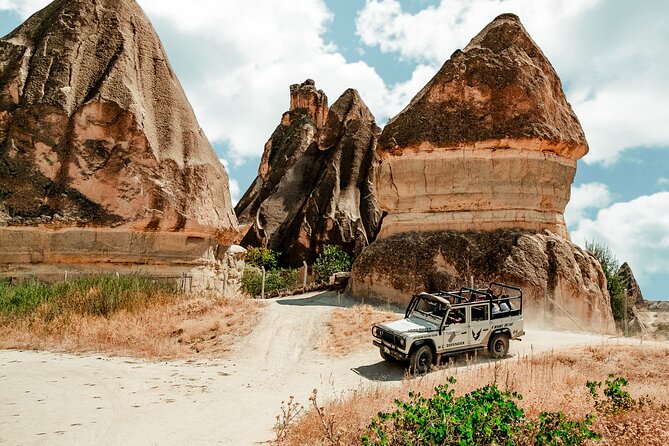 Sunset Jeep Safari in Cappadocia - The Sunset Finish: Turkish Wine Then a Champagne Party