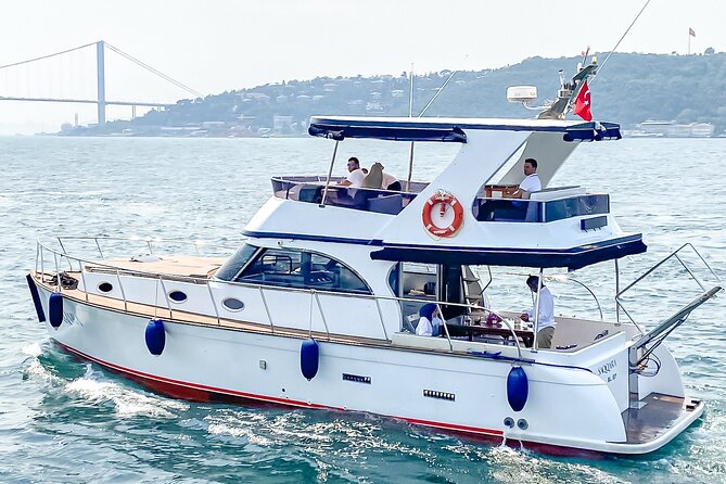 Sunset / Noon Bosphorus Cruise by Private Yacht - From the Shoreline to the Europe-Asia Bridge: the Quick Start That Sets the Mood