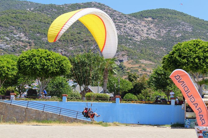 Tandem Paragliding in Alanya - Flight Time: 15–30 Minutes Over Yassi Tepe and Cleopatra Beach