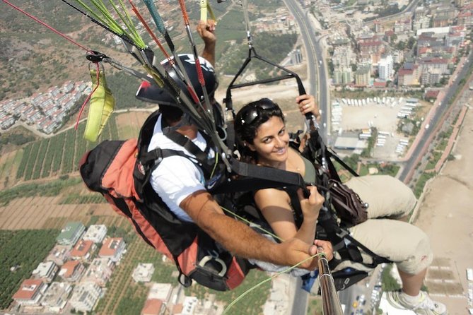 Tandem Paragliding in Alanya - Communication and Logistics: English Support vs. Real Life Timing