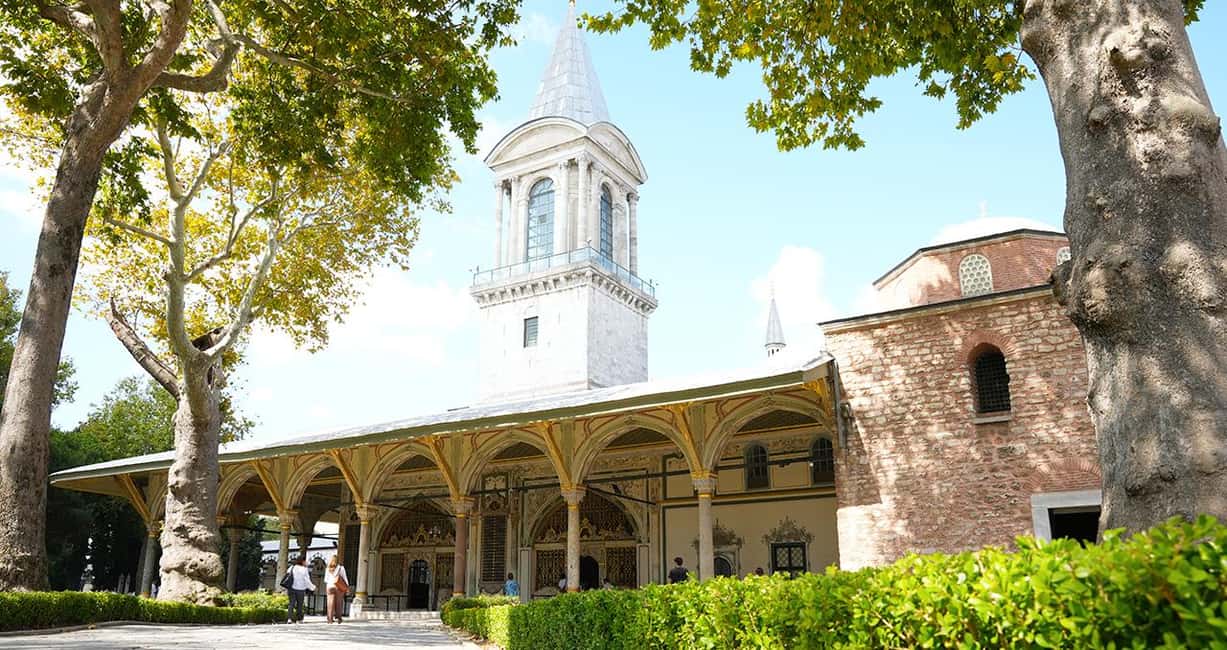 Topkapi Palace Complete Tour: Harem & Hagia Irene Included - The Harem: Where Ottoman Power Had a Personal Face