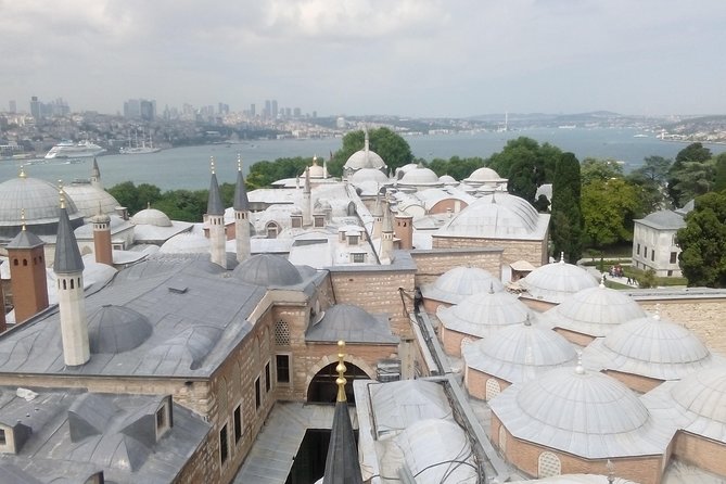 Topkapi Palace Harem Ticket & Tour-Prepay & Balance at meeting - Price and On-Site Fees: Know the Total Before You Commit