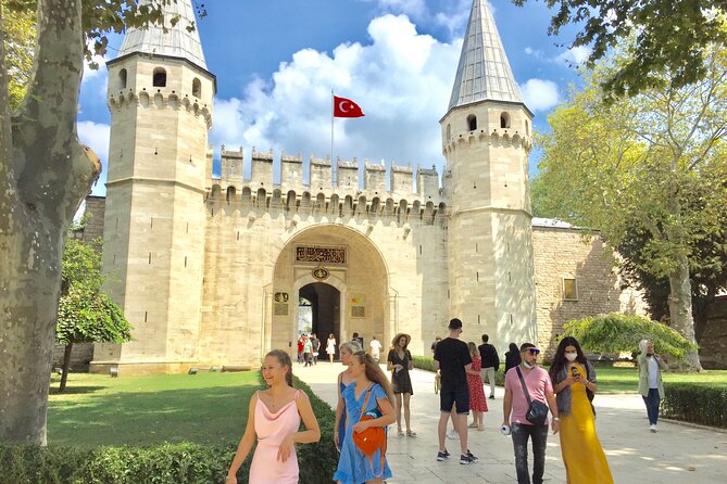 Topkapi Palace with Harem and Blue Mosque Guided Tour - Why this half-day combo beats trying to DIY it