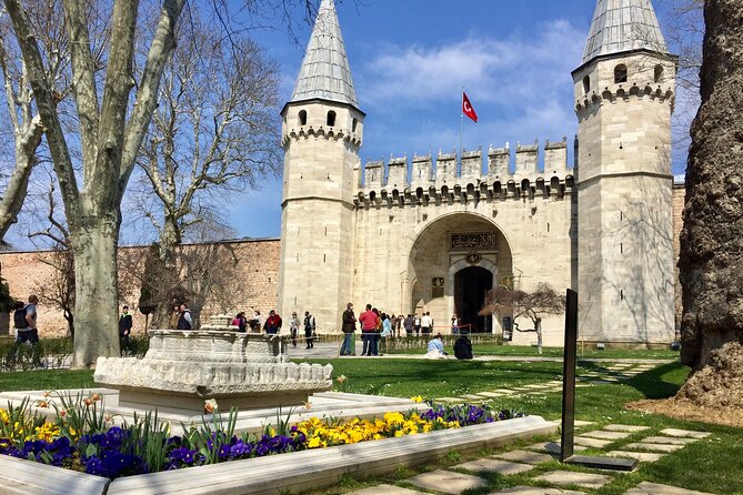 Topkapı Palace with Harem & Blue Mosque Guided Tour - A tight, smart route through Istanbul’s two eras
