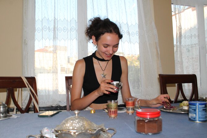 Turkish Coffee on Sand and Fortune-Telling Workshop by Gentlemen - Where you meet in Beyoğlu (and why location makes this easy)