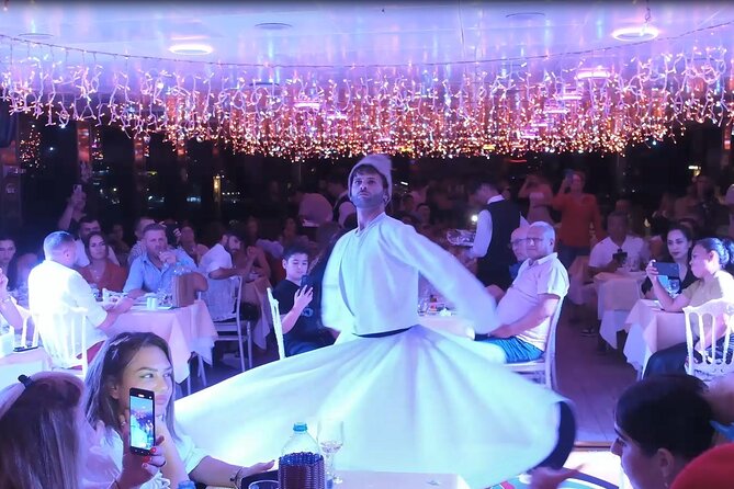 Turkish Show with Bosphorus Dinner Cruise - Crowd reality: the one drawback to plan around