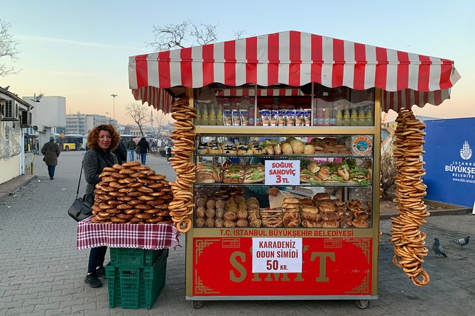 Two Continents Private and Guided Food Tour in Istanbul. - Stop 3: Kadıköy Market Bites, Lunch Choices, and the Optional Liver Wrap