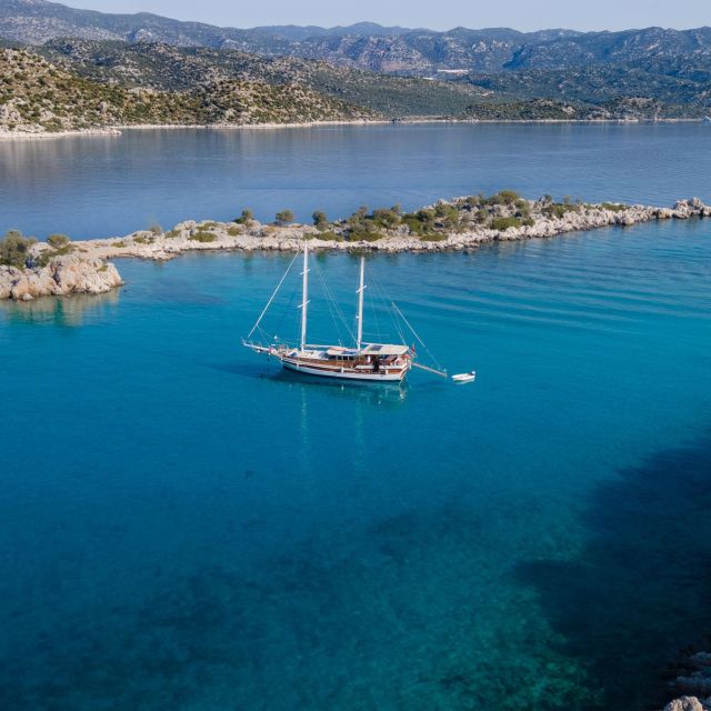 Ucagiz: Day Trip to Kekova by Boat - Food and On-Board Comfort: Snacks, Lunch, and Where You Can Stretch Out