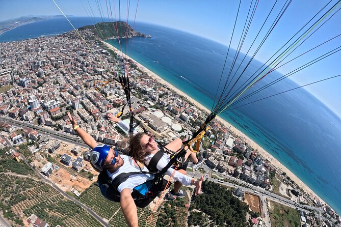 Ulusky Paragliding Alanya - Ulusky Tandem Paragliding in Alanya: a 15-minute flight with big payoff