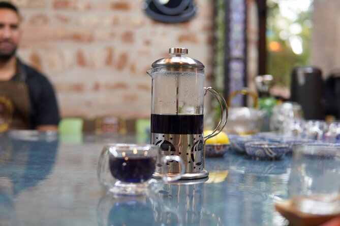 World Teas and Turkish Tea Brewing & Tasting Workshop in Istanbul - Meet at Hacımimi and Settle Into a Peaceful Atelier
