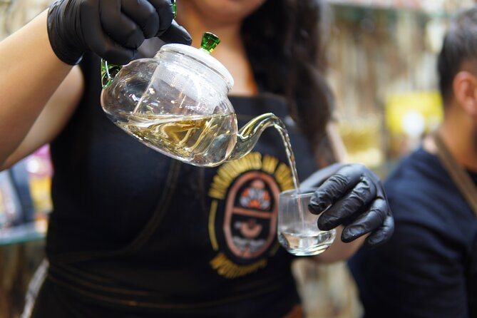 World Teas and Turkish Tea Brewing & Tasting Workshop in Istanbul - Turkish Tea Brewing: Double Teapot Technique You Can Reuse