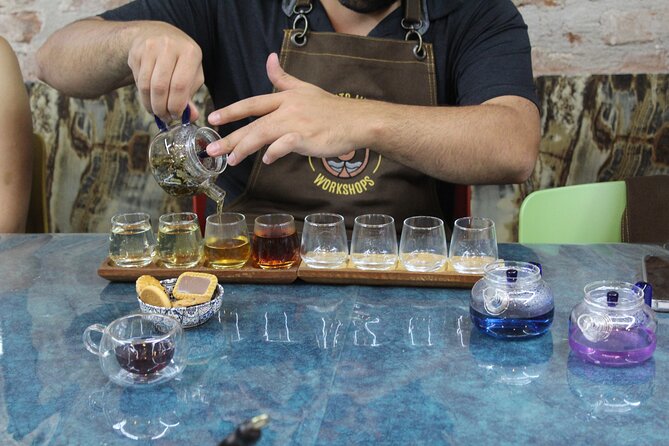 World Teas and Turkish Tea Brewing & Tasting Workshop in Istanbul - Tasting Like a Pro: What to Notice in Every Cup