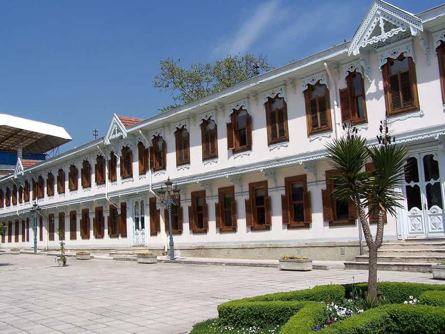 Yildiz Palace Skip the Ticket Line Entry & Audio Guide - Yıldız Palace: Ottoman Royal Residence, Plus a Peaceful Garden Walk